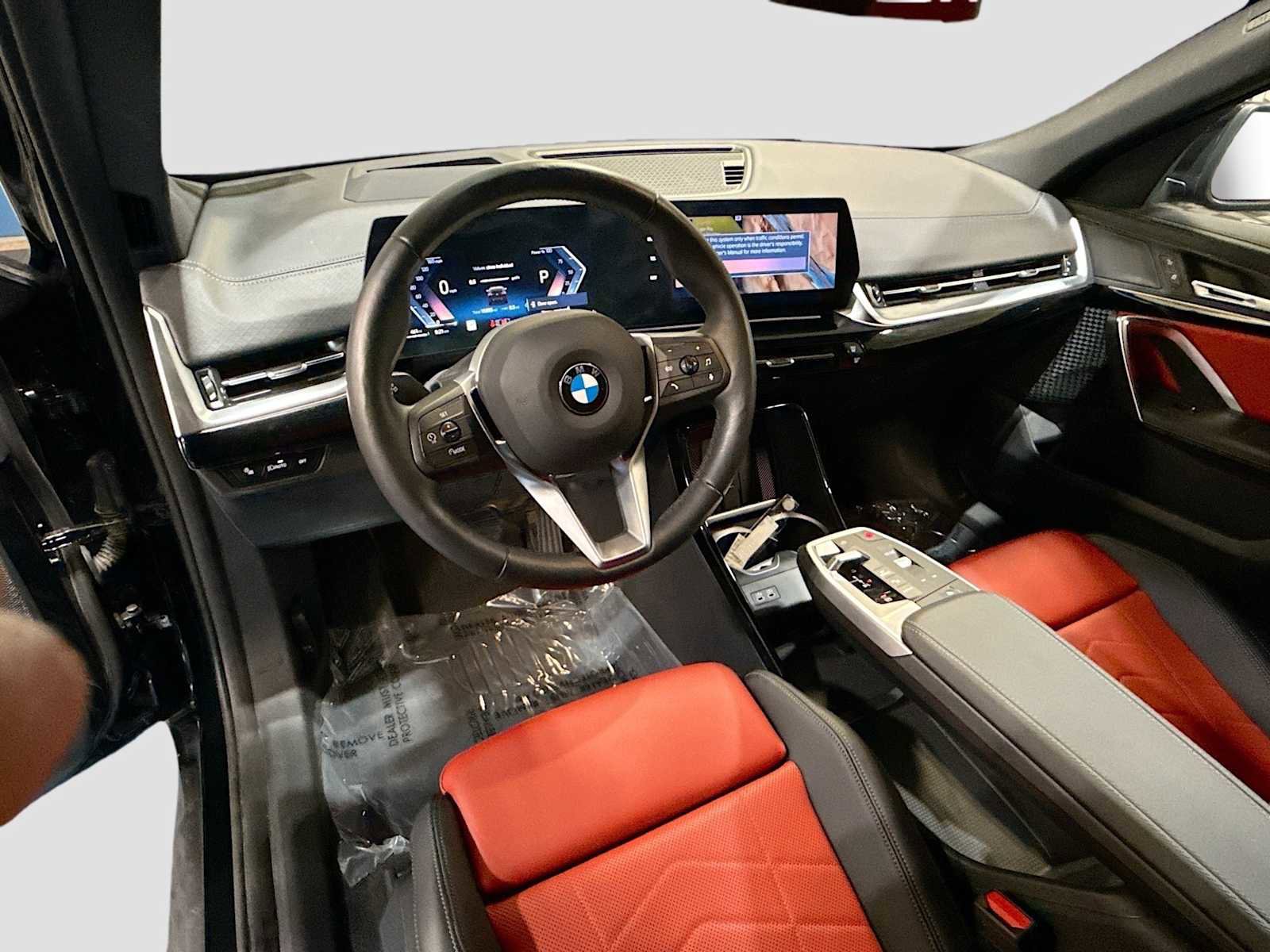 Certified 2025 BMW X2 xDrive28i AWD/4WD image 10