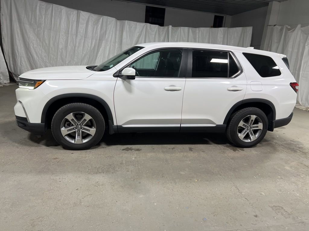 Used 2023 Honda Pilot EX-L image 4