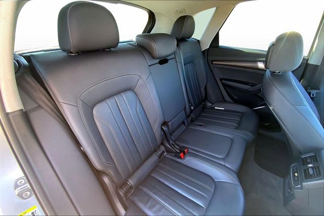 Used 2023 Audi Q5 2.0T Premium w/ Convenience Package AWD/4WD image 19