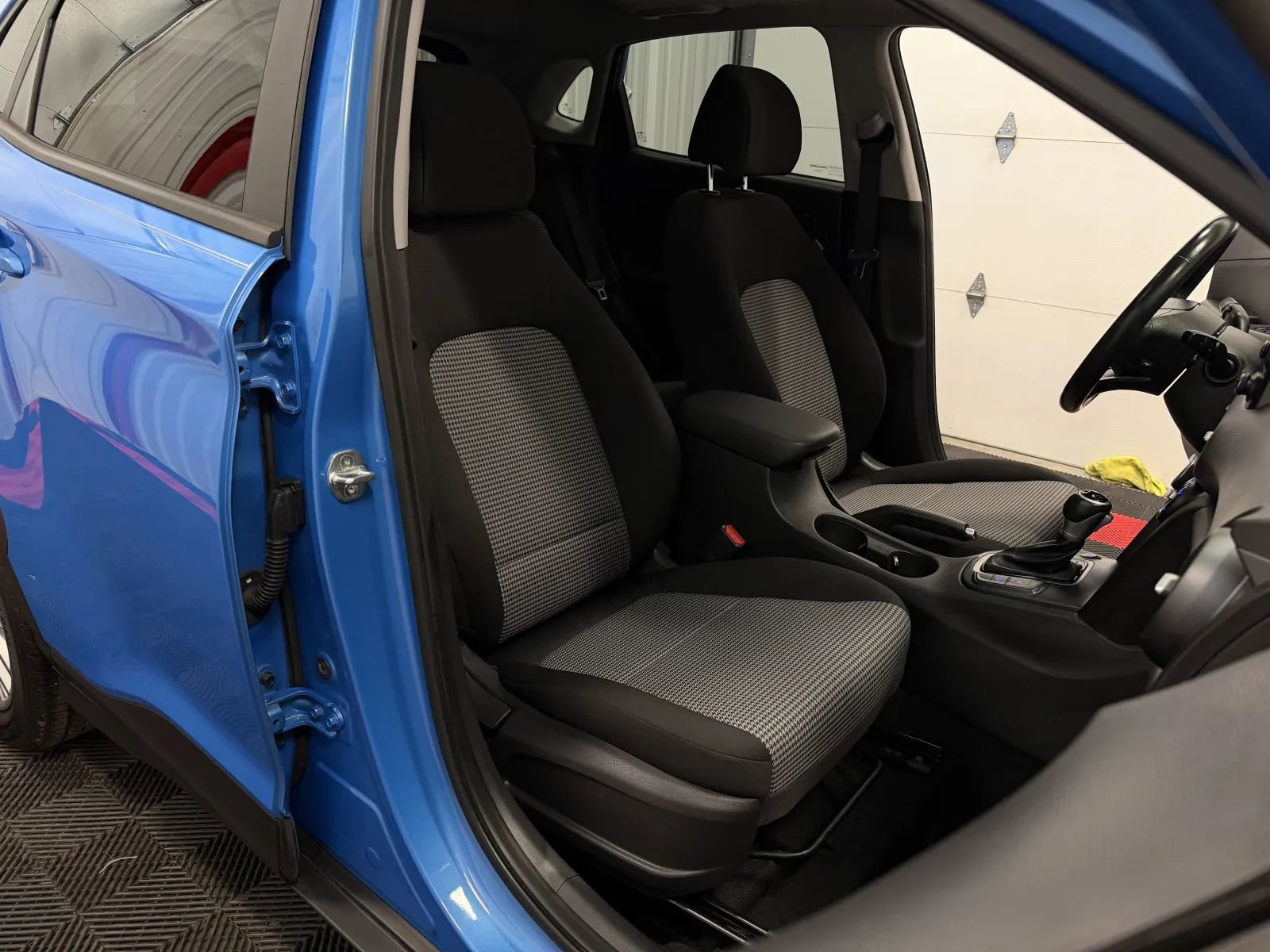 Used 2018 Hyundai Kona SEL w/ SEL Tech Package 02 FWD image 47