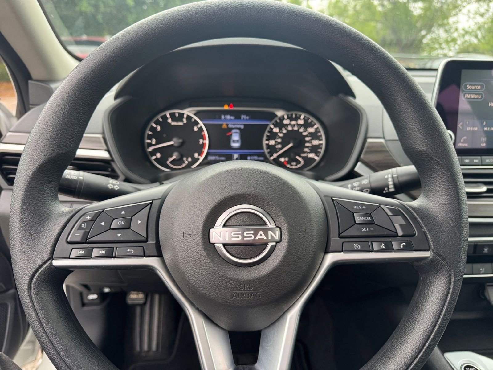 Used 2025 Nissan Altima 2.5 SV image 28