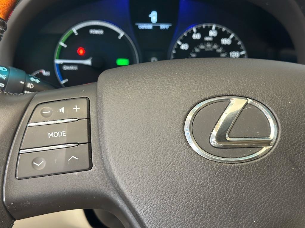 Used 2012 Lexus RX 450h AWD w/ Premium Pkg image 34