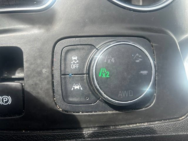Used 2021 Chevrolet Traverse RS AWD/4WD image 32