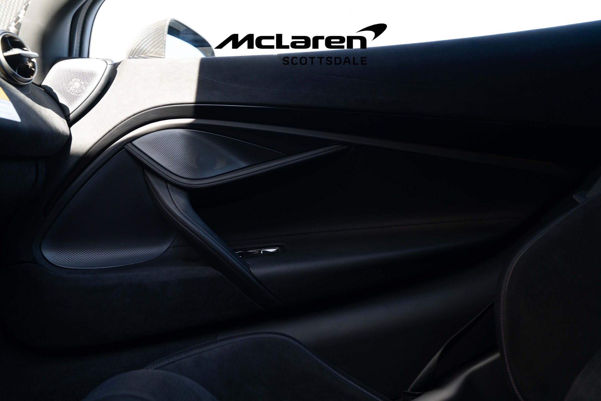 Used 2022 McLaren 720S Luxury RWD image 18