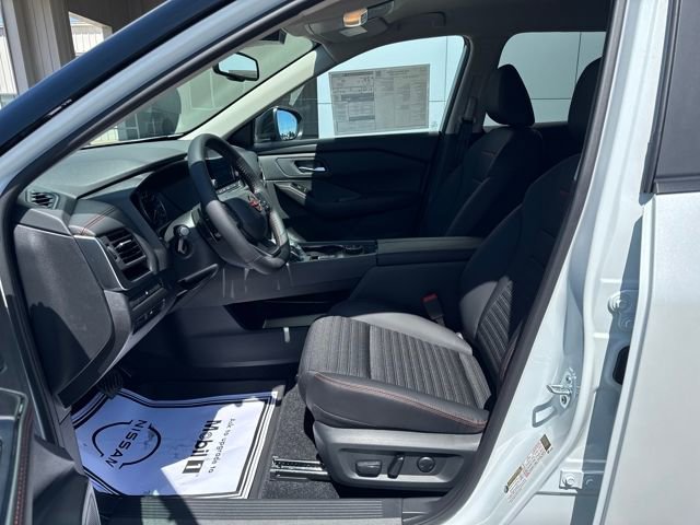 New 2026 Nissan Rogue SV image 10