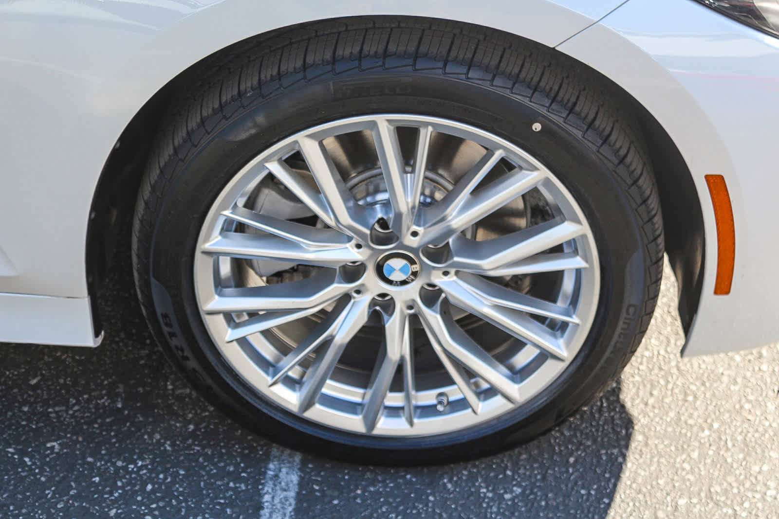 Certified 2023 BMW 330i Sedan image 9