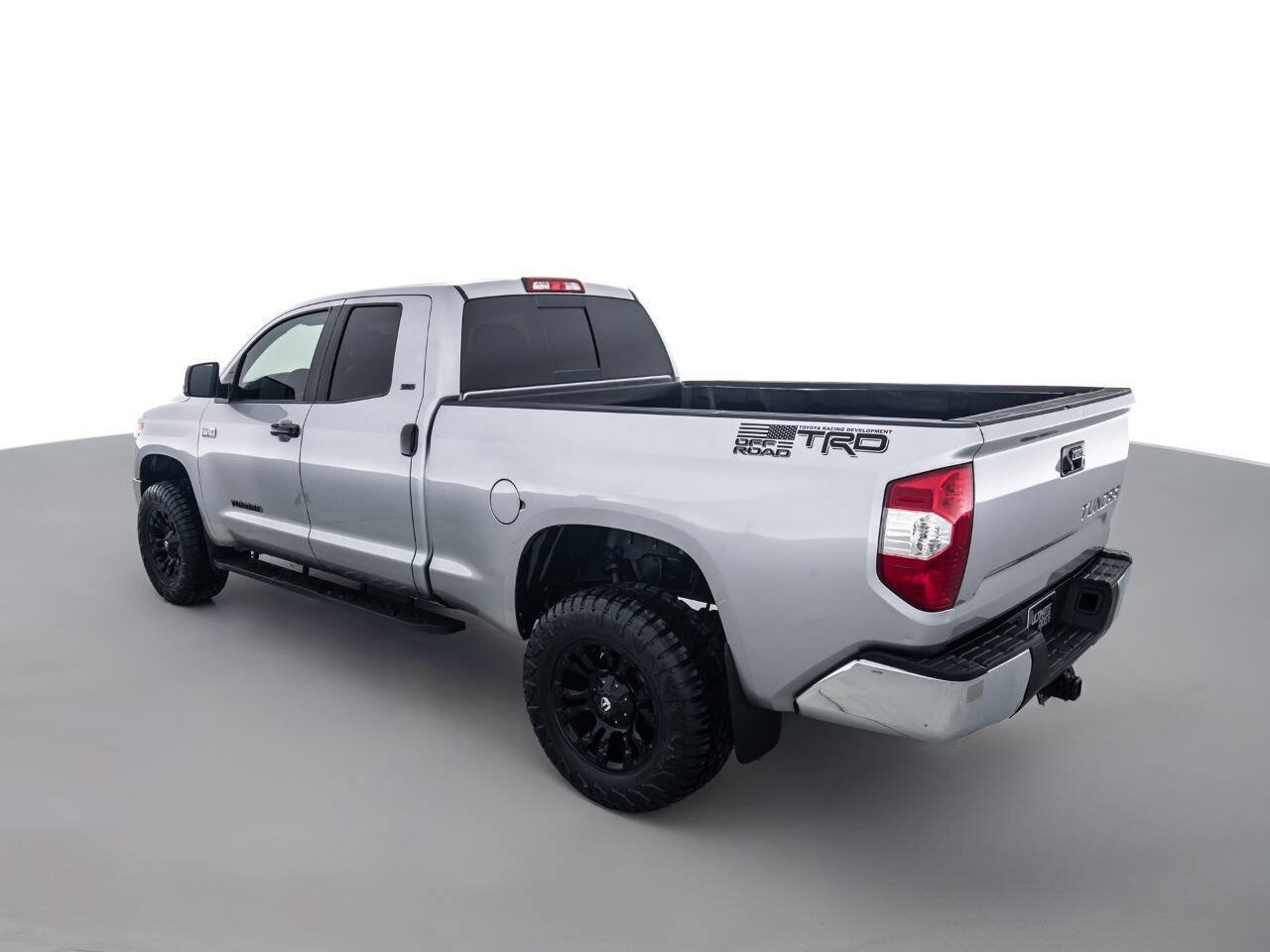 Used 2015 Toyota Tundra SR5 w/ SR5 Upgrade Package RWD image 7