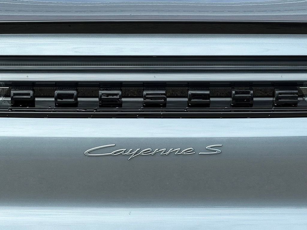 New 2026 Porsche Cayenne S image 25