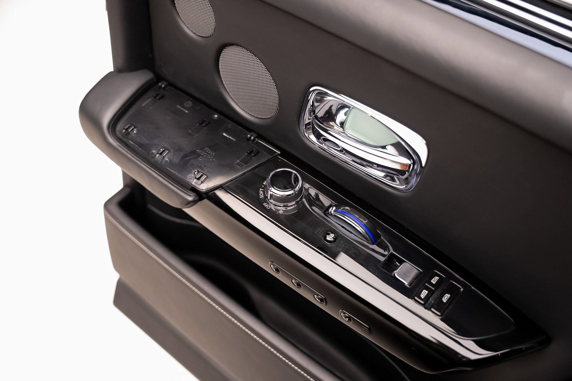 Used 2018 Rolls-Royce Phantom Sedan image 68