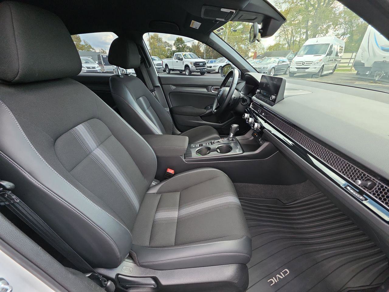 Used 2022 Honda Civic Sport image 8