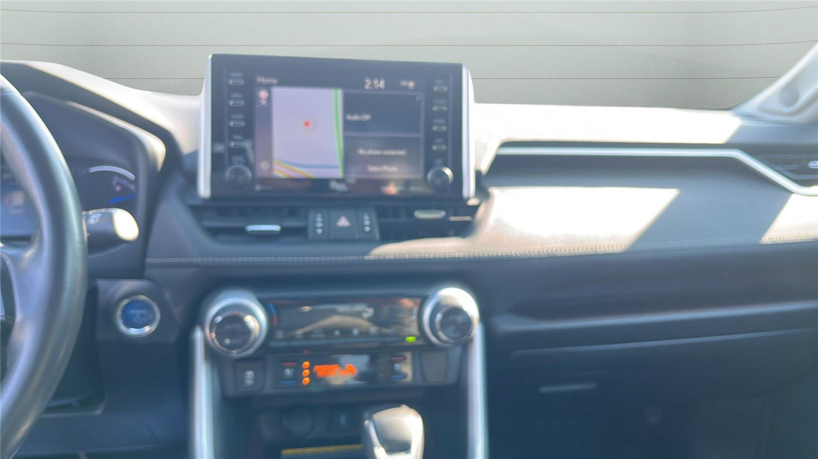 Used 2020 Toyota RAV4 Limited image 14