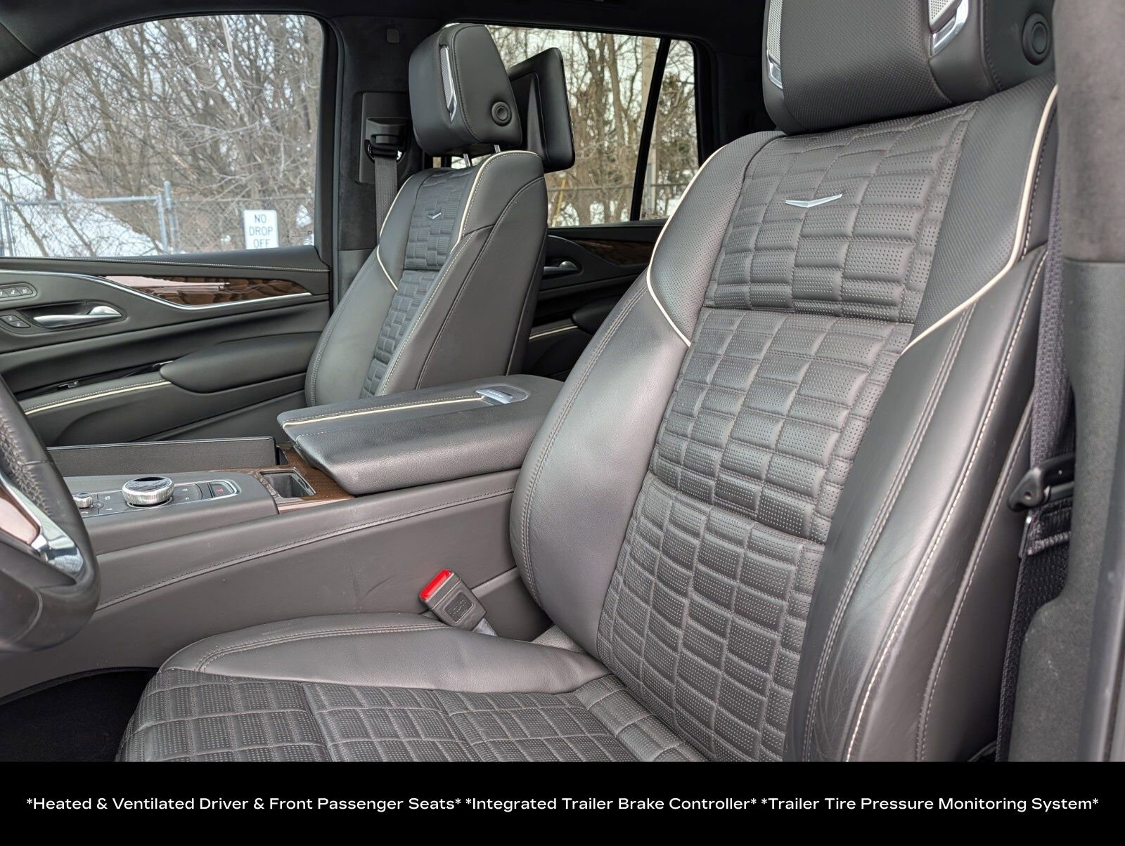 Certified 2024 Cadillac Escalade Sport Platinum w/ LPO, ONYX Package image 32