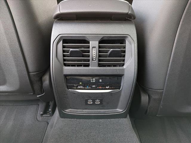 Used 2025 BMW M340i Sedan RWD image 19