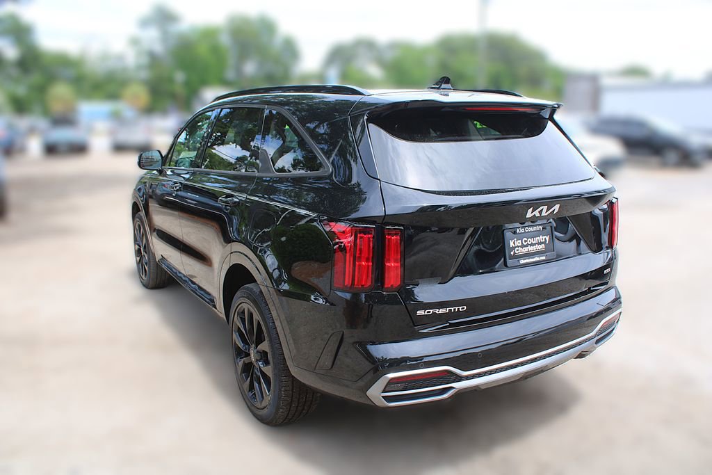 Certified 2023 Kia Sorento SX AWD/4WD image 13