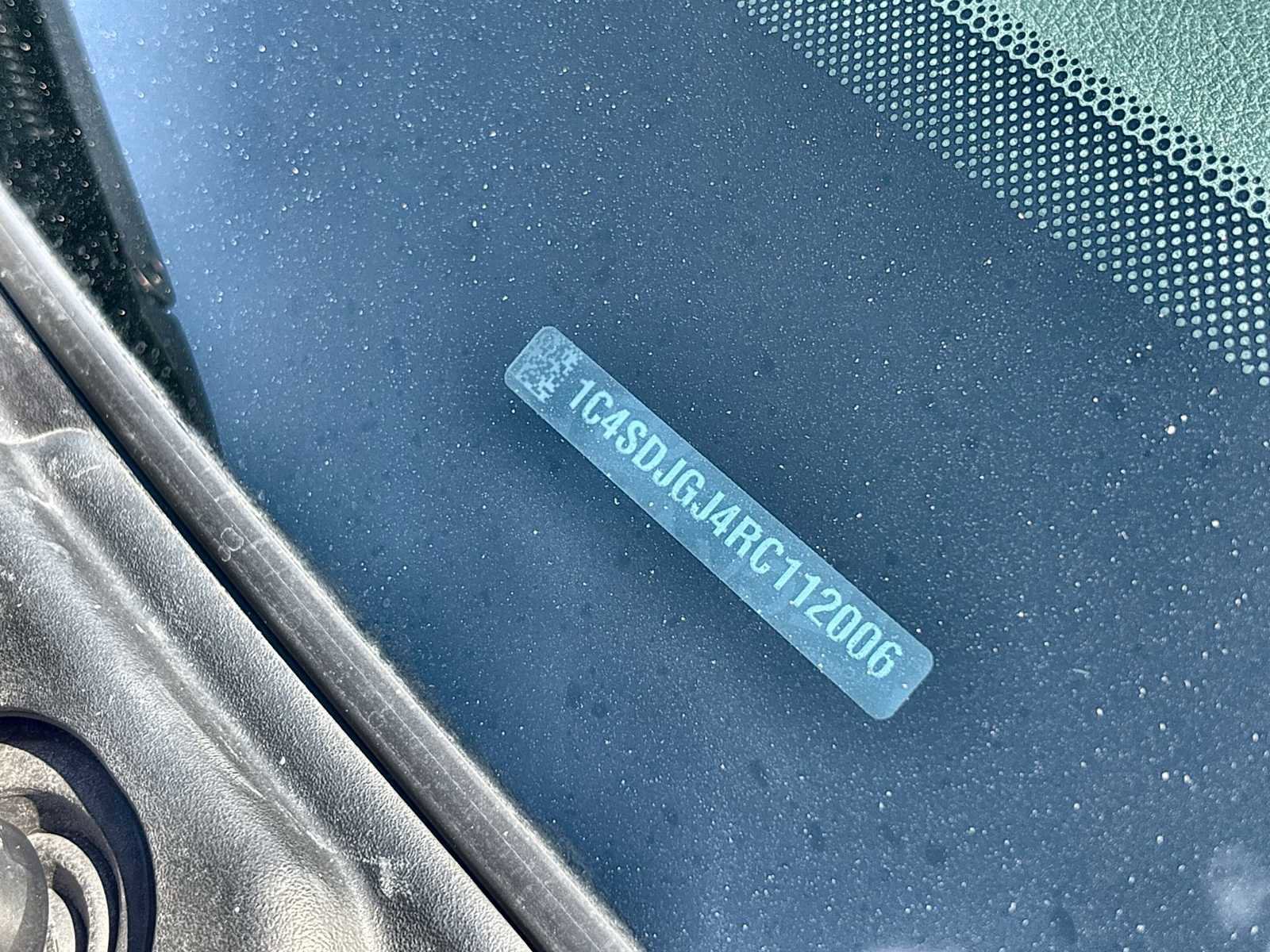 Used 2024 Dodge Durango SRT w/ Black Package image 25