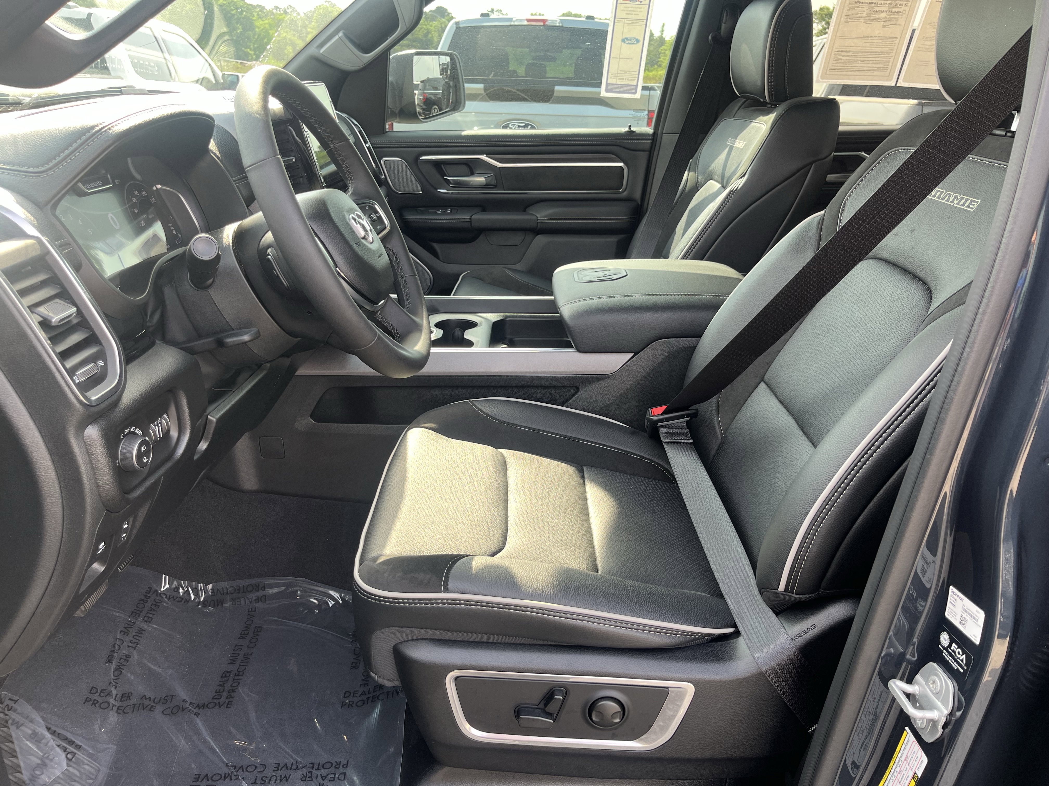 Used 2026 RAM 1500 Laramie w/ Night Edition AWD/4WD image 14