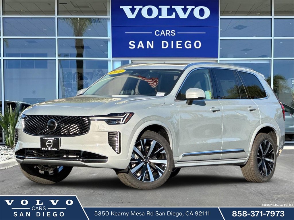 New 2026 Volvo XC90 B5 Core