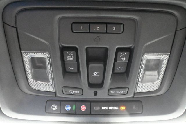 Used 2021 Chevrolet Silverado 1500 High Country w/ Technology Package RWD image 46