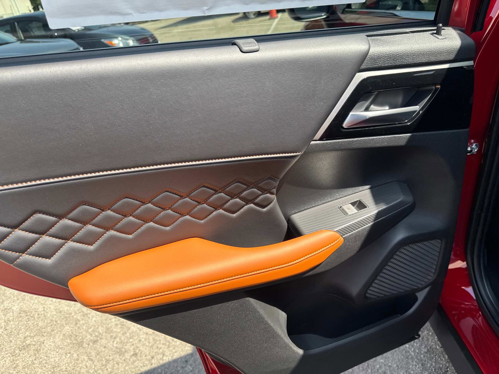 New 2025 Mitsubishi Outlander SEL image 11