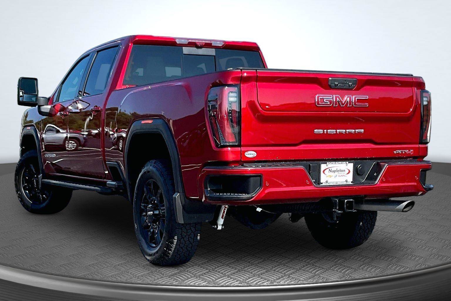 Used 2025 GMC Sierra 2500 AT4 w/ AT4 Premium Plus Package AWD/4WD image 14