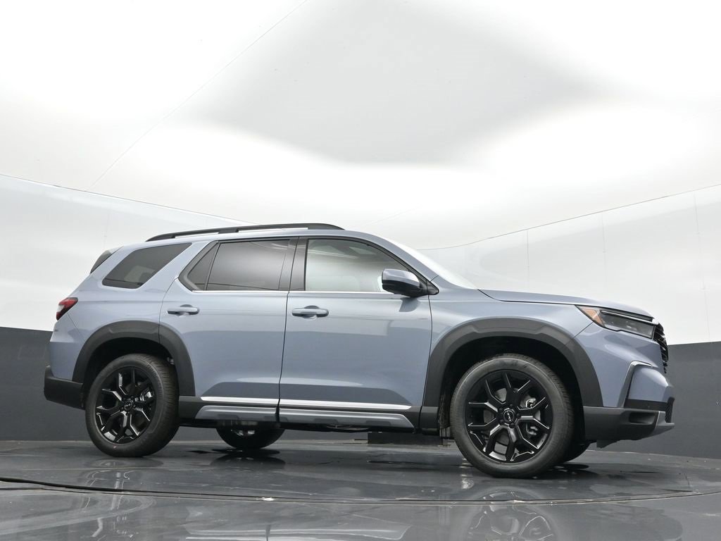 New 2025 Honda Pilot Touring image 29