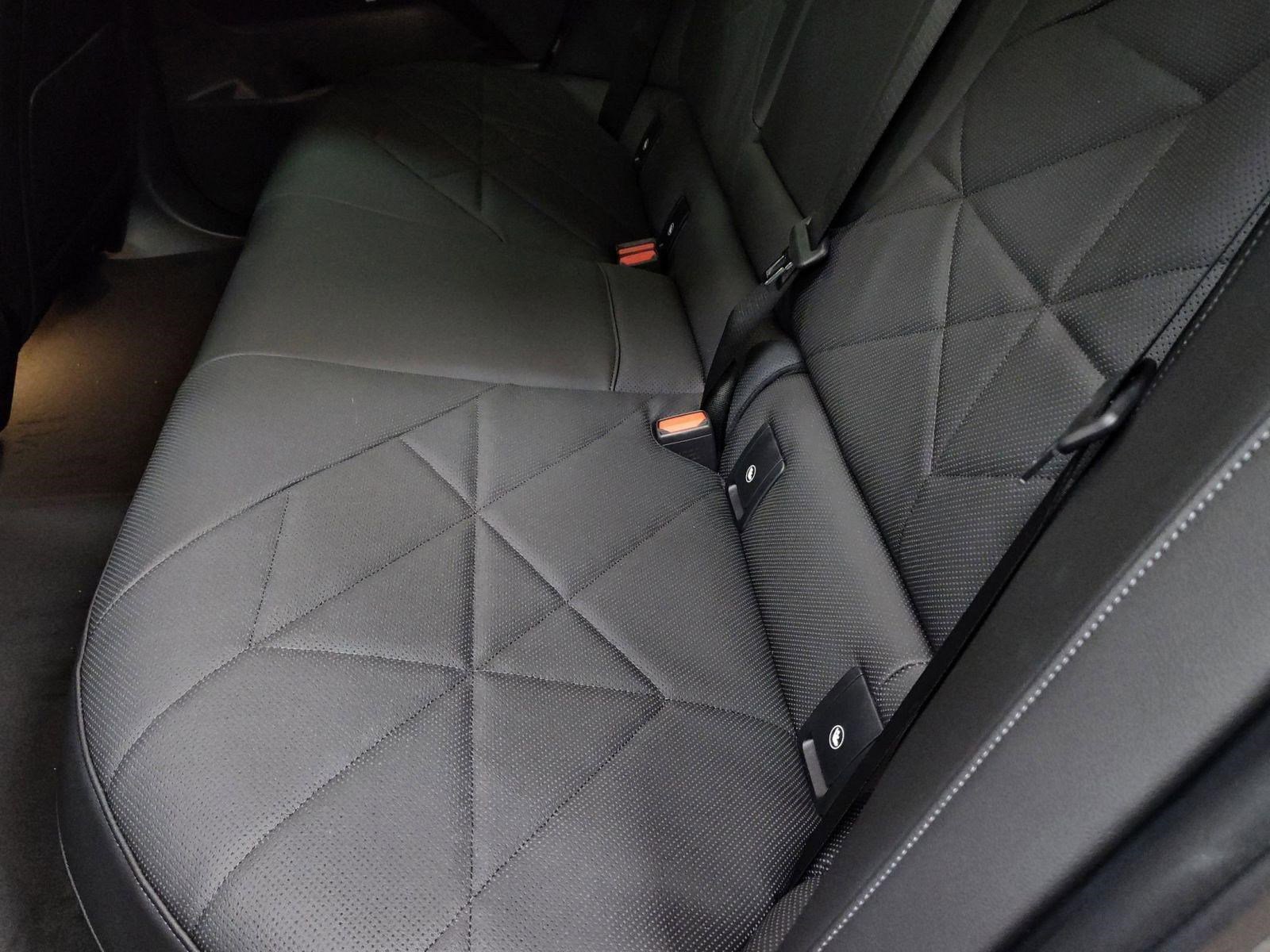 New 2026 BMW iX xDrive45 image 23