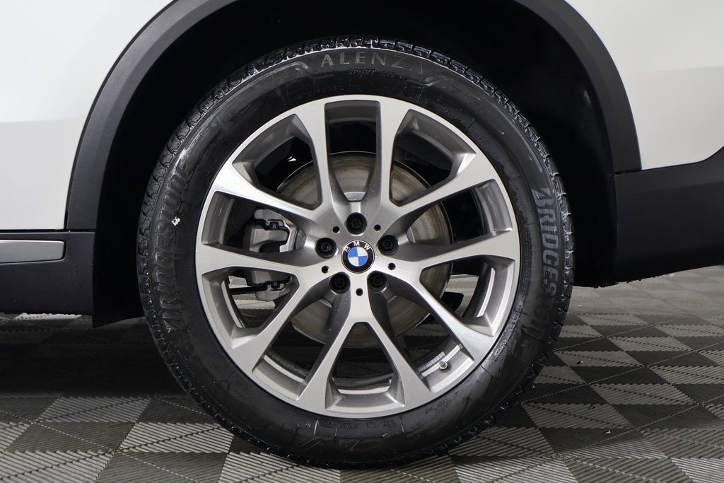New 2026 BMW X5 sDrive40i w/ Climate Comfort Package image 10