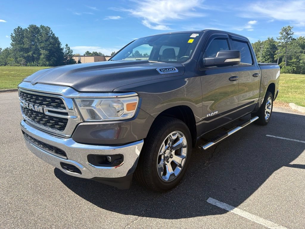 Used 2022 RAM 1500 Big Horn AWD/4WD image 3