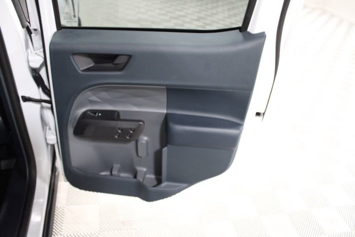 Used 2025 Ford Maverick XLT w/ Equipment Group 301A image 27