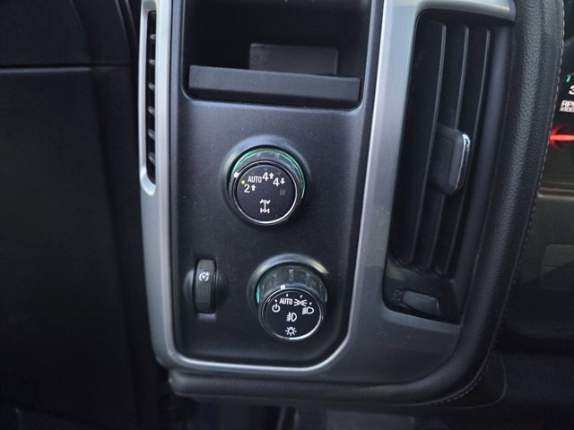 Used 2017 GMC Sierra 1500 SLT w/ Suspension Package, Off-Road image 15