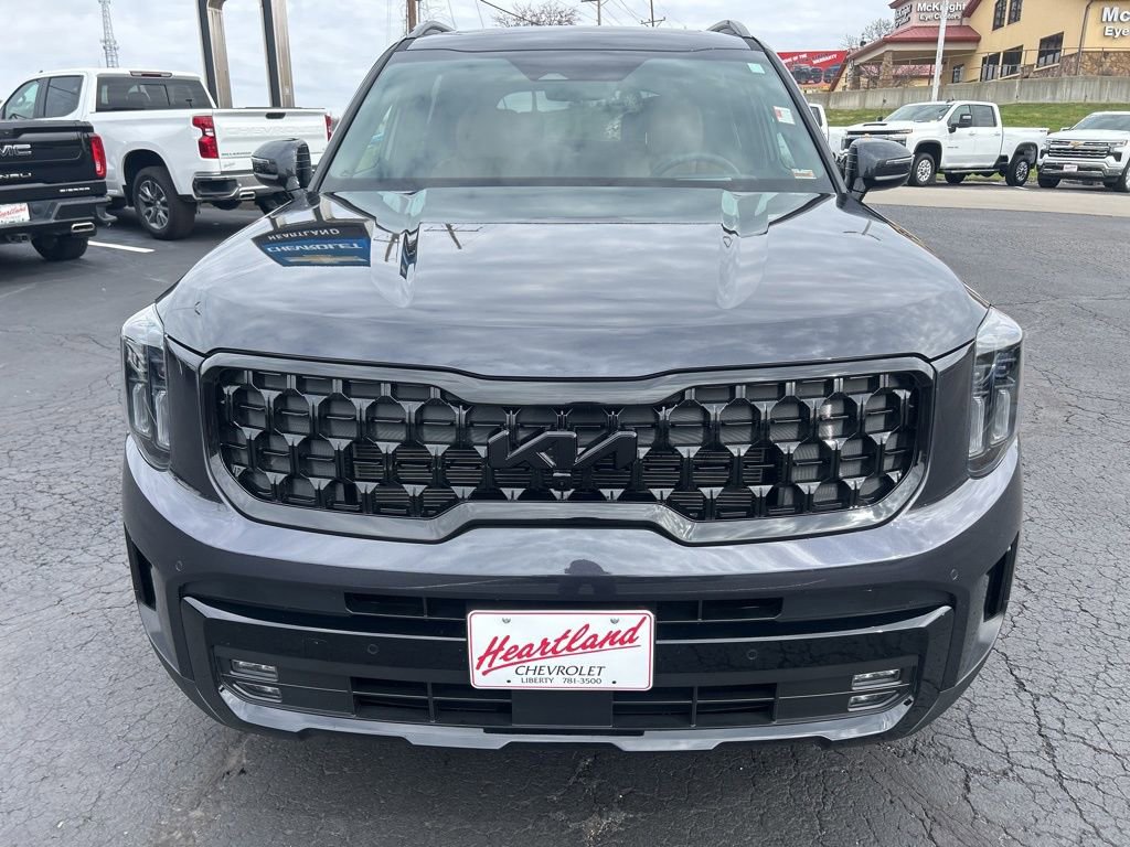 Used 2025 Kia Telluride SX Prestige X-Pro image 2