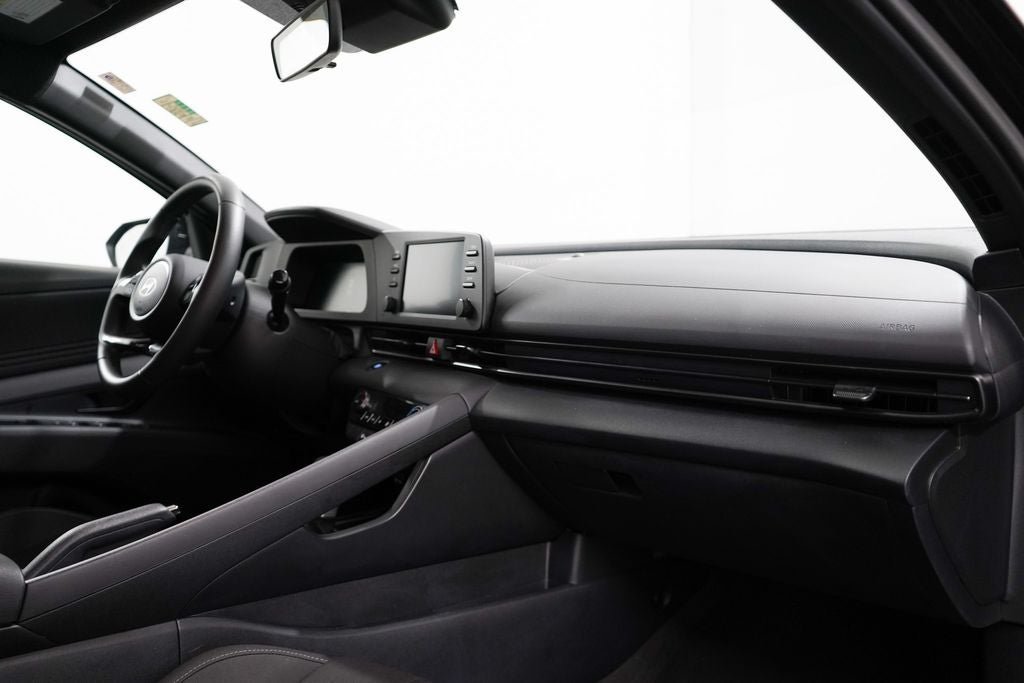Used 2026 Hyundai Elantra Sport FWD image 21