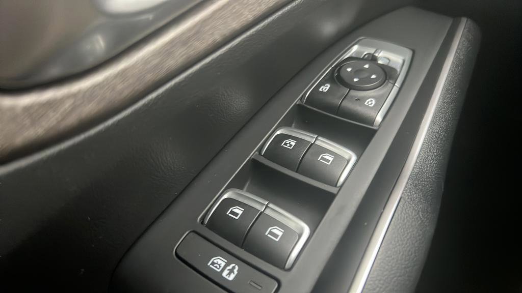 Used 2021 Kia Sorento EX w/ EX AWD X-Line Package image 18