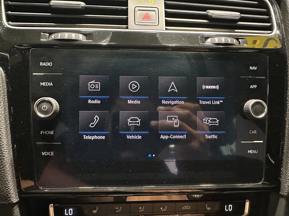 Used 2018 Volkswagen Golf 4-Door AWD/4WD image 37