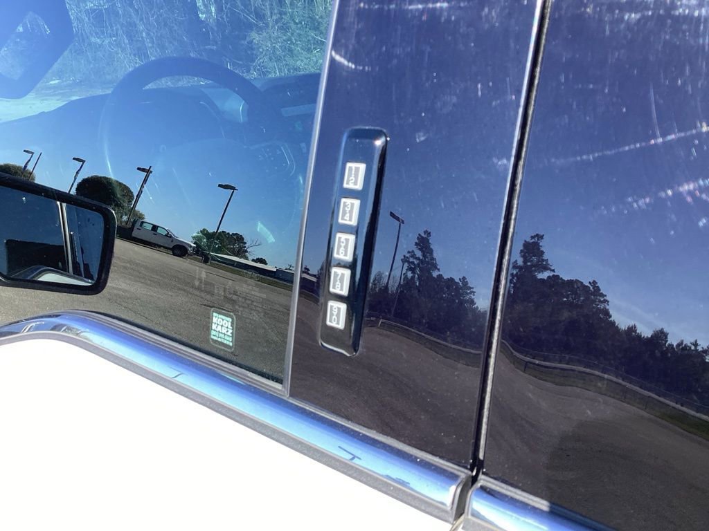 Used 2022 Ford F150 Lariat image 17