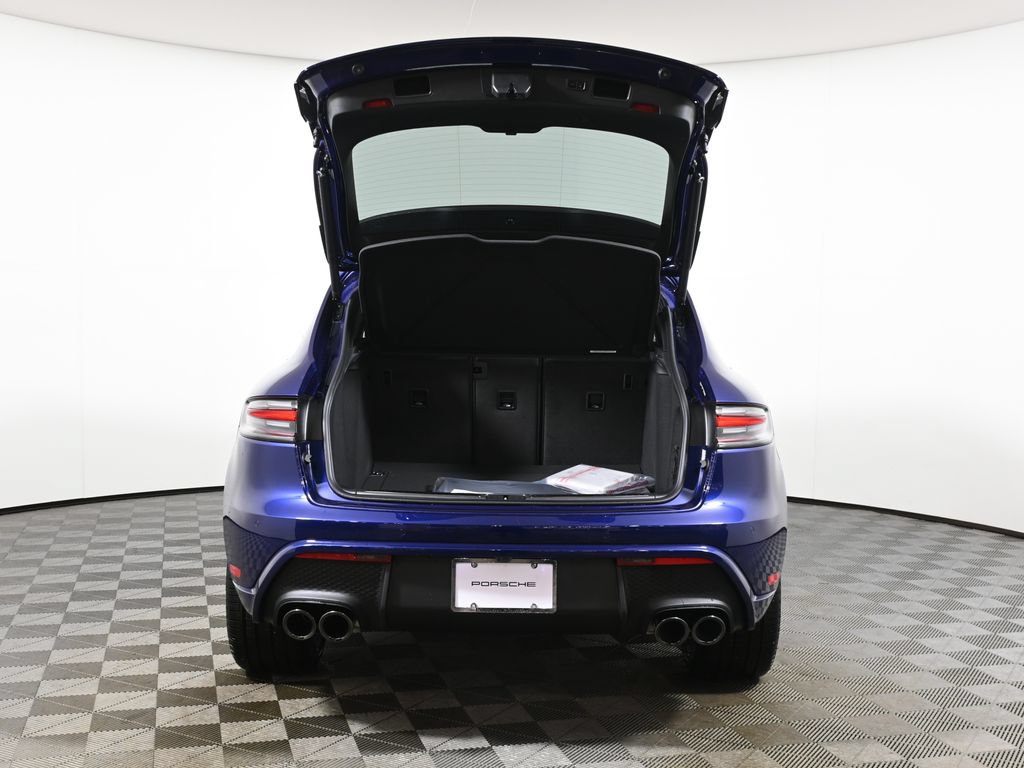 New 2026 Porsche Macan AWD/4WD image 43
