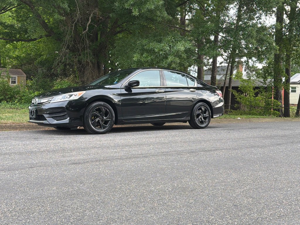 Used 2016 Honda Accord LX image 2