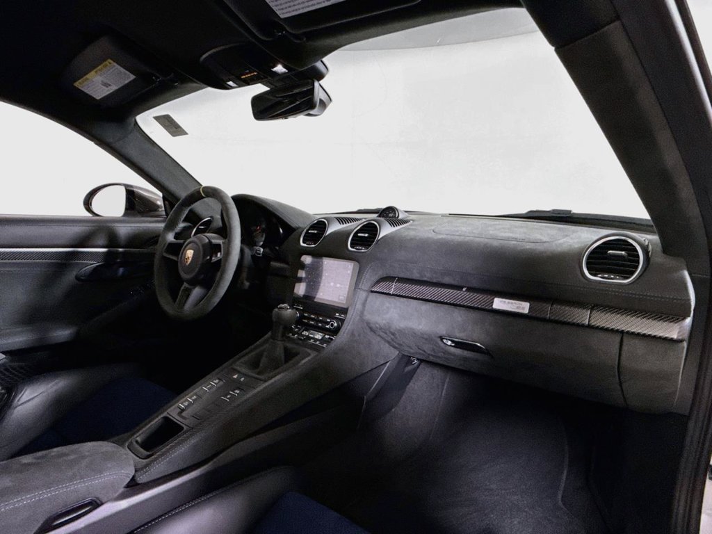 Certified 2025 Porsche 718 Cayman GT4 RS RWD image 17