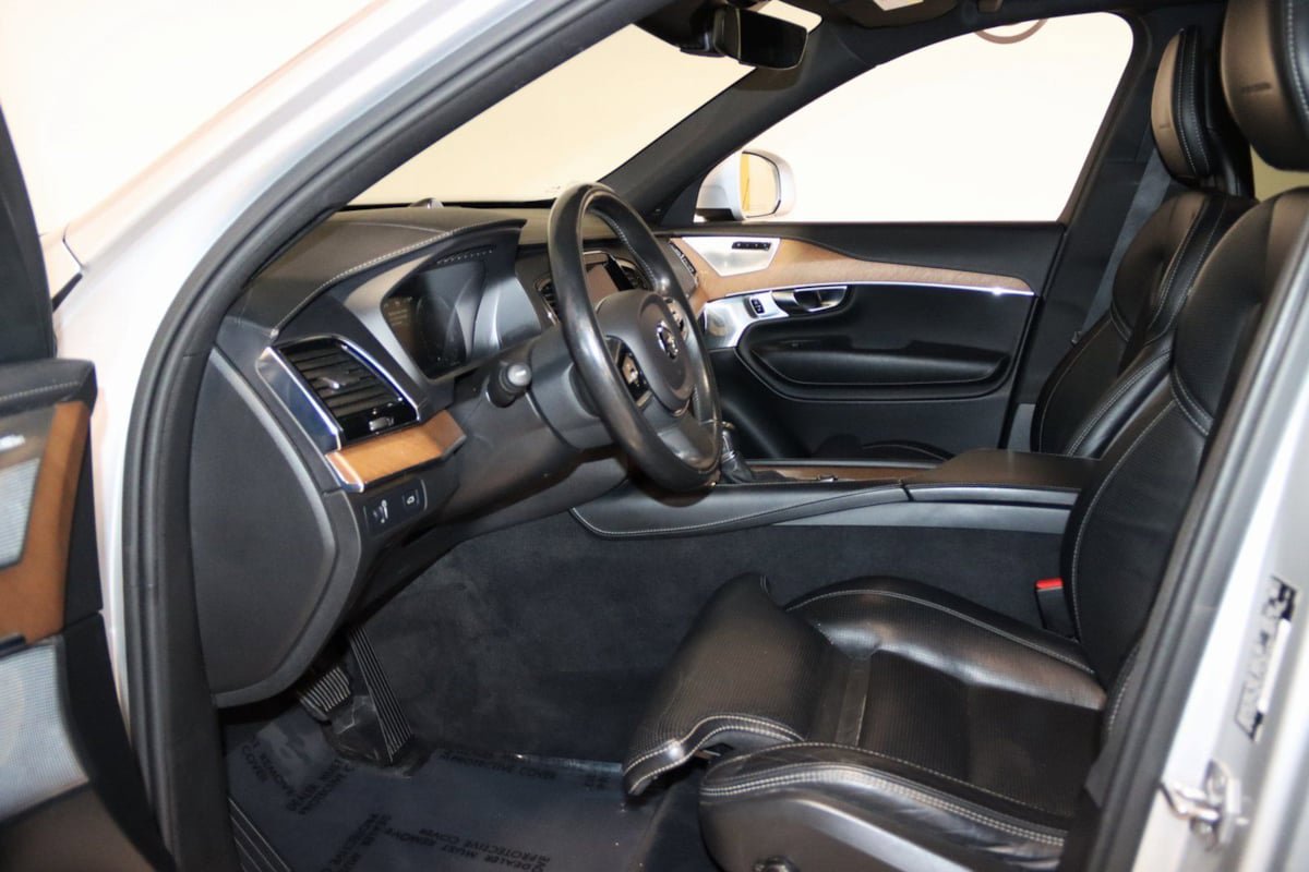 Used 2018 Volvo XC90 T6 Inscription w/ Convenience Package image 36