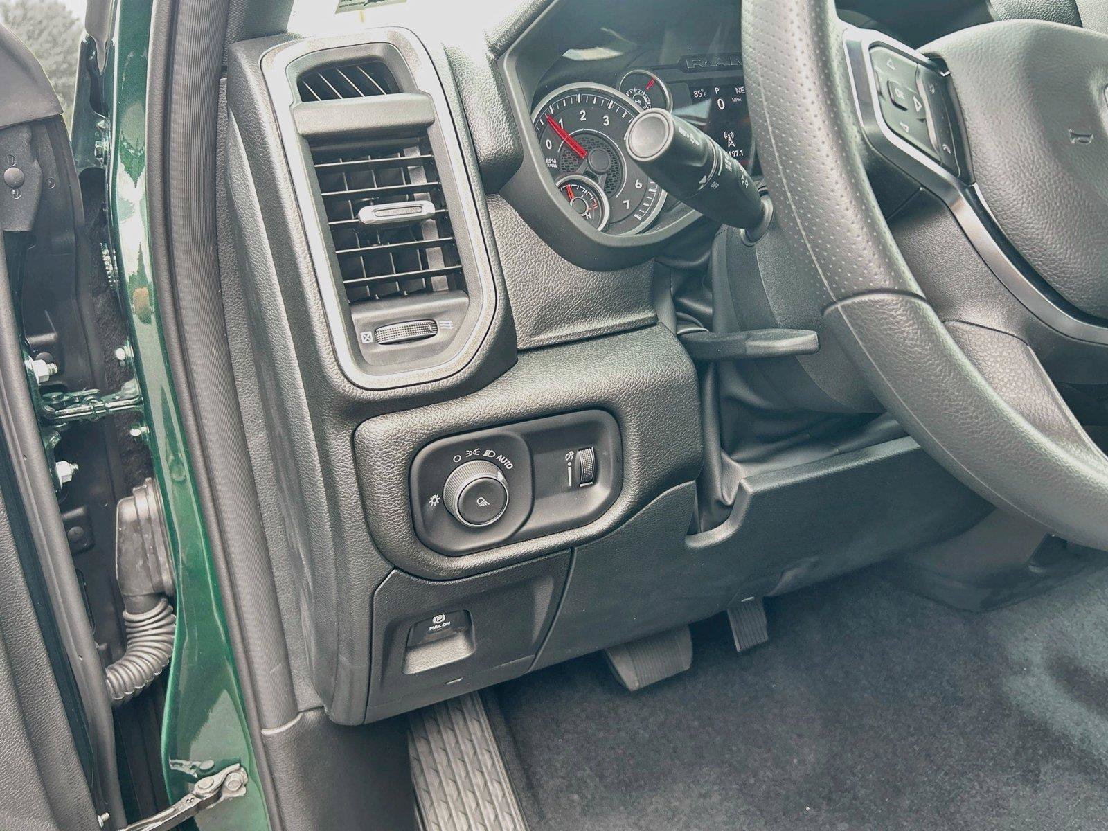 New 2026 RAM 1500 Tradesman AWD/4WD image 17