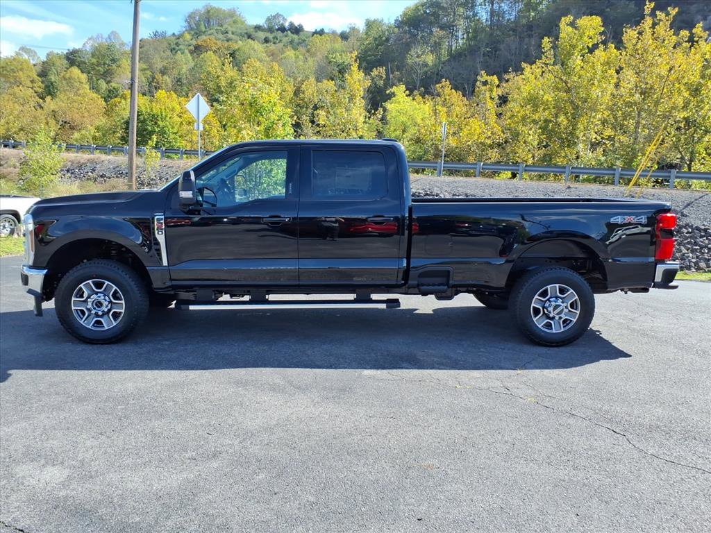 New 2026 Ford F350 4x4 Crew Cab Super Duty image 2