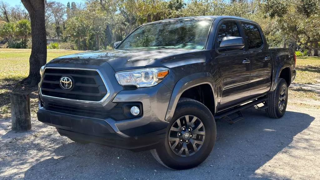 Used 2022 Toyota Tacoma SR5 w/ SR5 Appearance Package (SM) RWD image 7