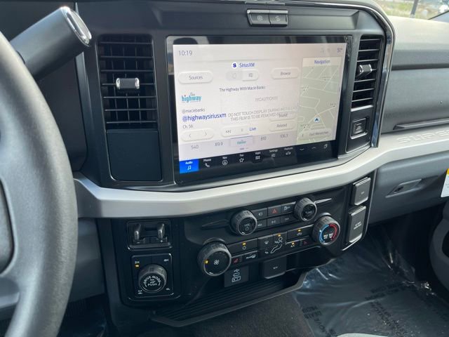 New 2026 Ford F250 XLT w/ XLT Premium Package AWD/4WD image 12