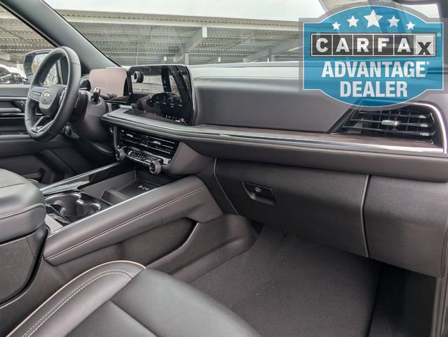 Used 2025 Chevrolet Tahoe Premier AWD/4WD image 26