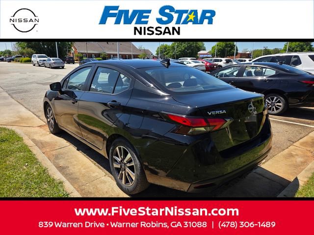 Used 2025 Nissan Versa SV image 7