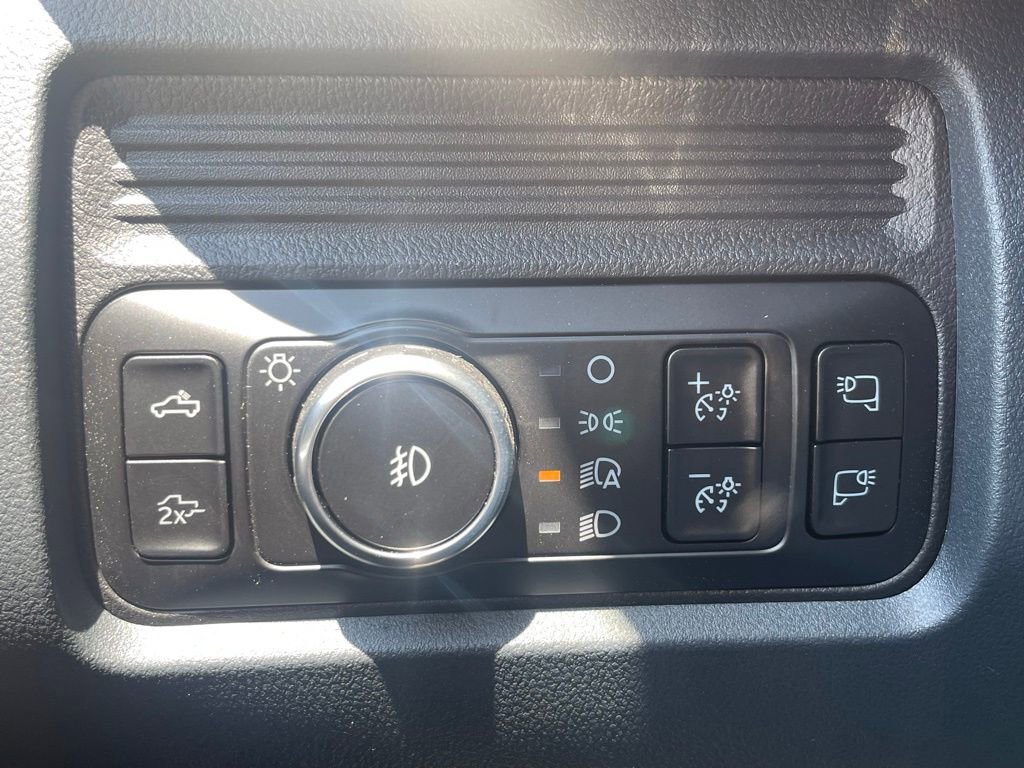 New 2025 Ford F250 Lariat w/ Lariat Ultimate Package image 24