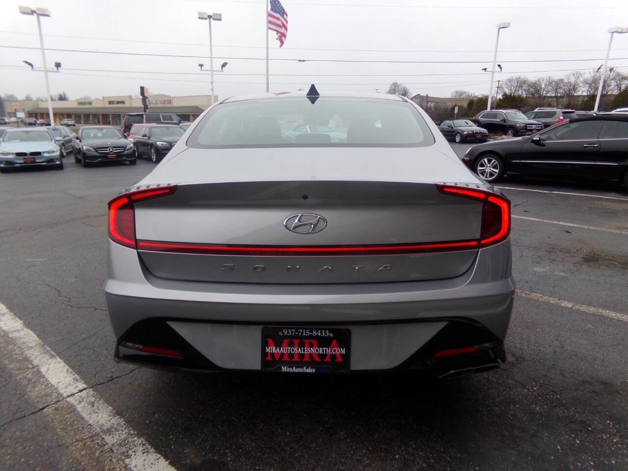 Used 2023 Hyundai Sonata SEL image 3