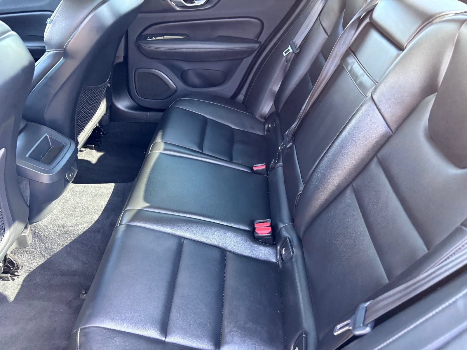 Used 2024 Volvo S60 B5 Core FWD image 16