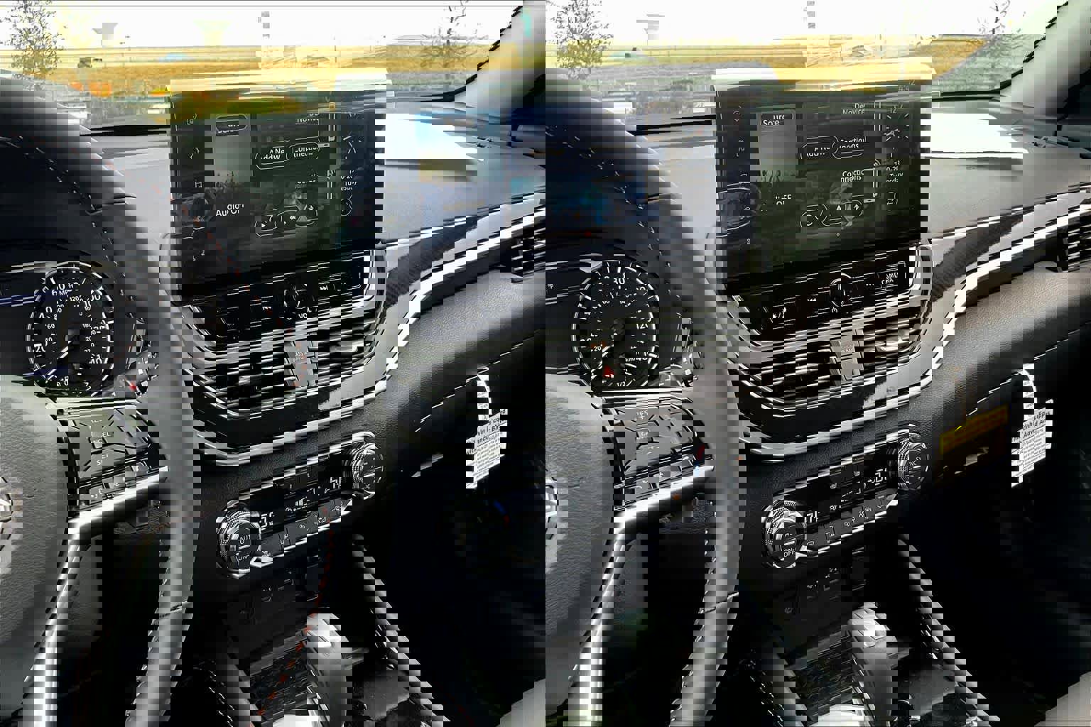 New 2025 Nissan Altima 2.5 SR image 6