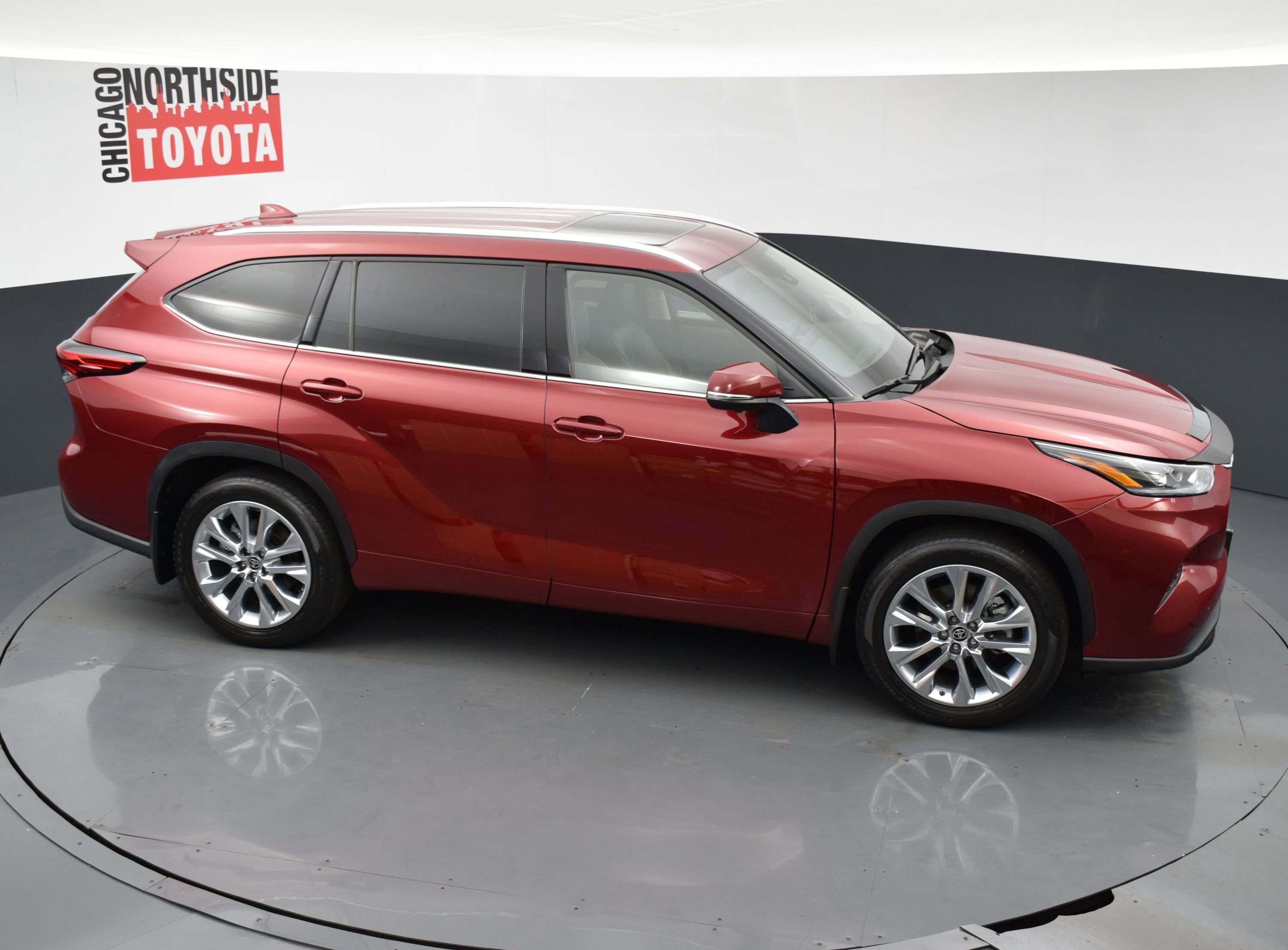 Used 2023 Toyota Highlander Limited AWD/4WD image 29